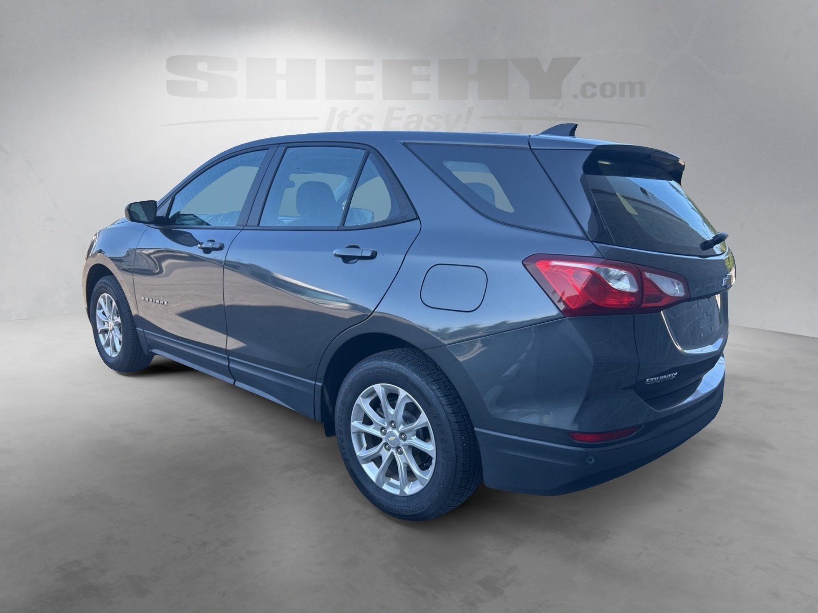 2021 Chevrolet Equinox LS photo 13