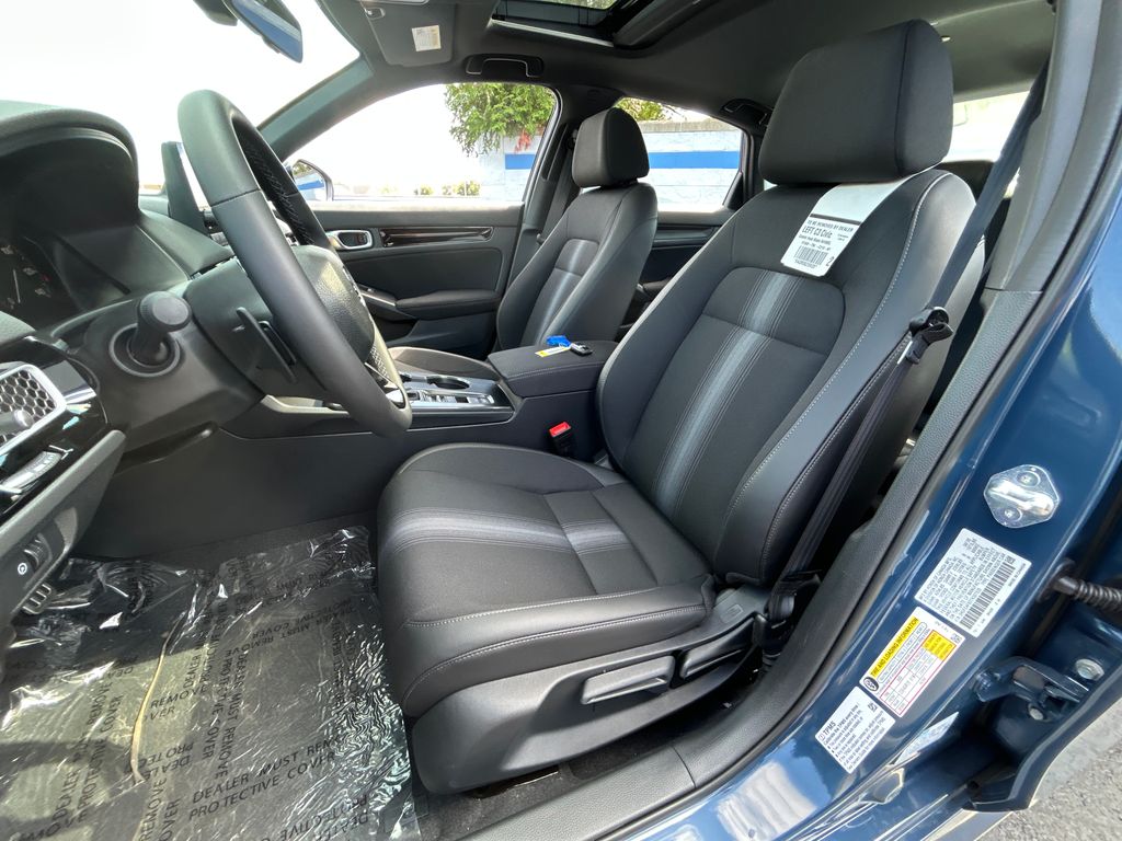 2026 Honda Civic Sport Touring photo 17