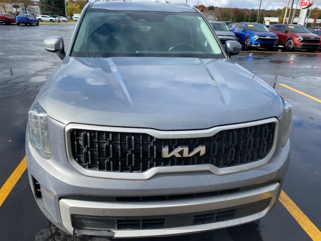 2024 Kia Telluride EX photo 3