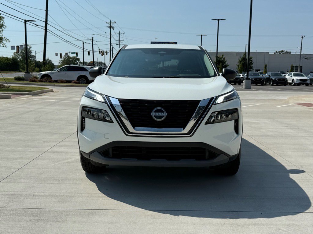 2023 Nissan Rogue S photo 2