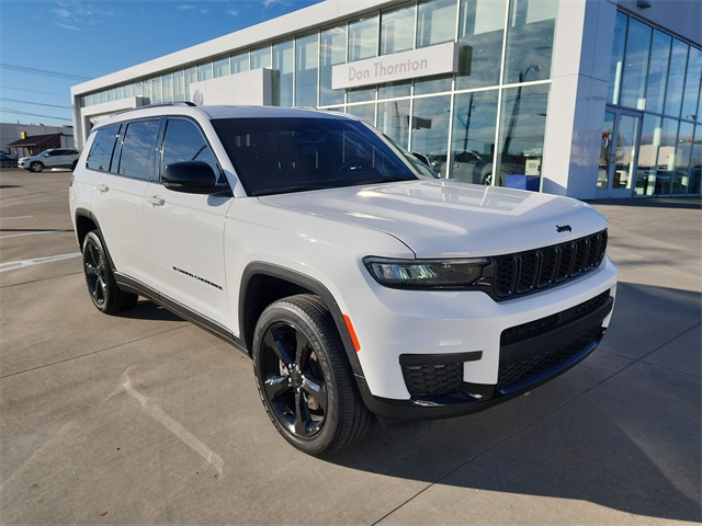 2023 Jeep Grand Cherokee L Altitude's photo