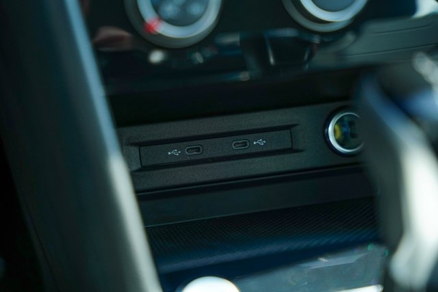 2025 Volkswagen Taos S photo 17