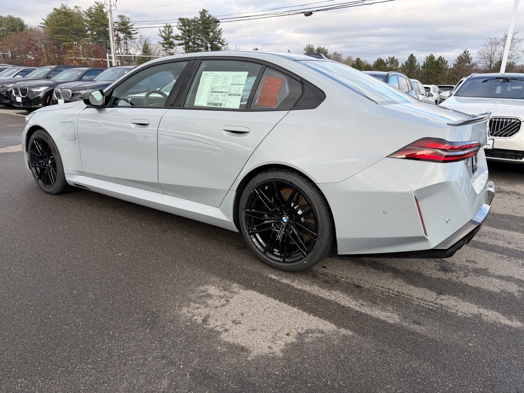 2026 Bmw M5 5 photo 3