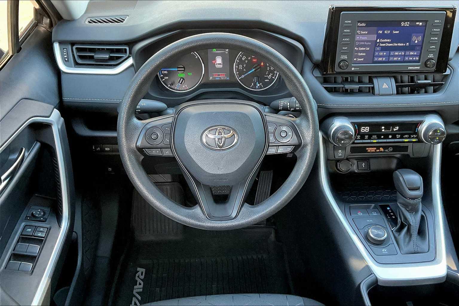 2022 Toyota RAV4 Hybrid XLE Sport photo 4
