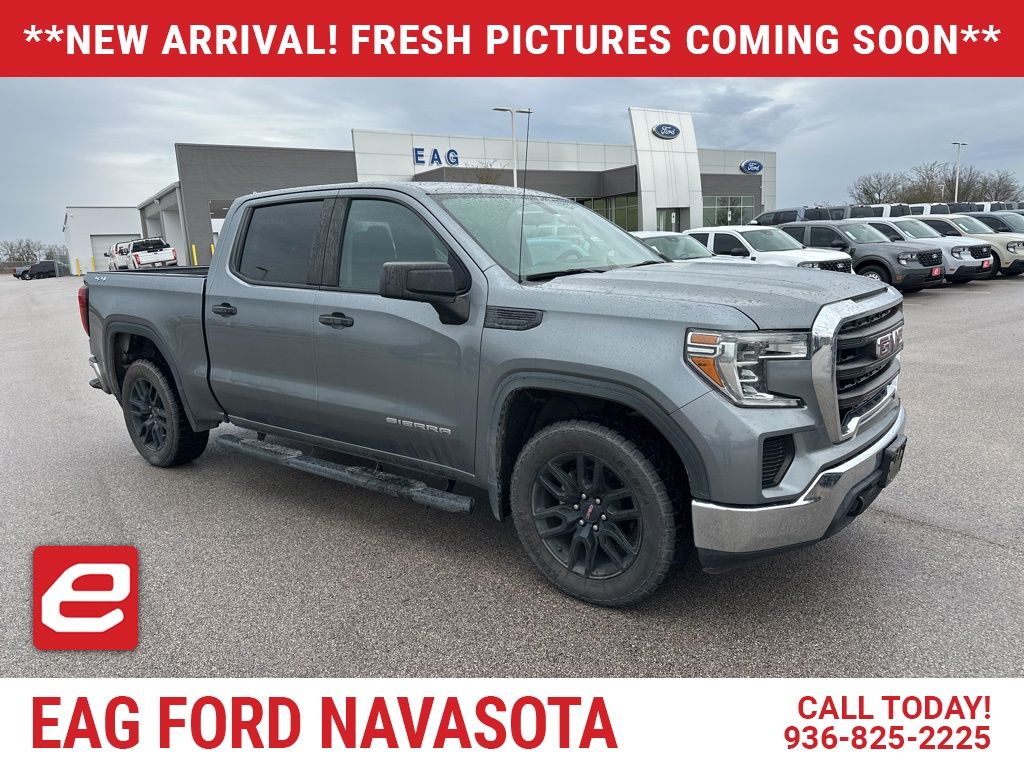 2020 GMC Sierra Base's photo