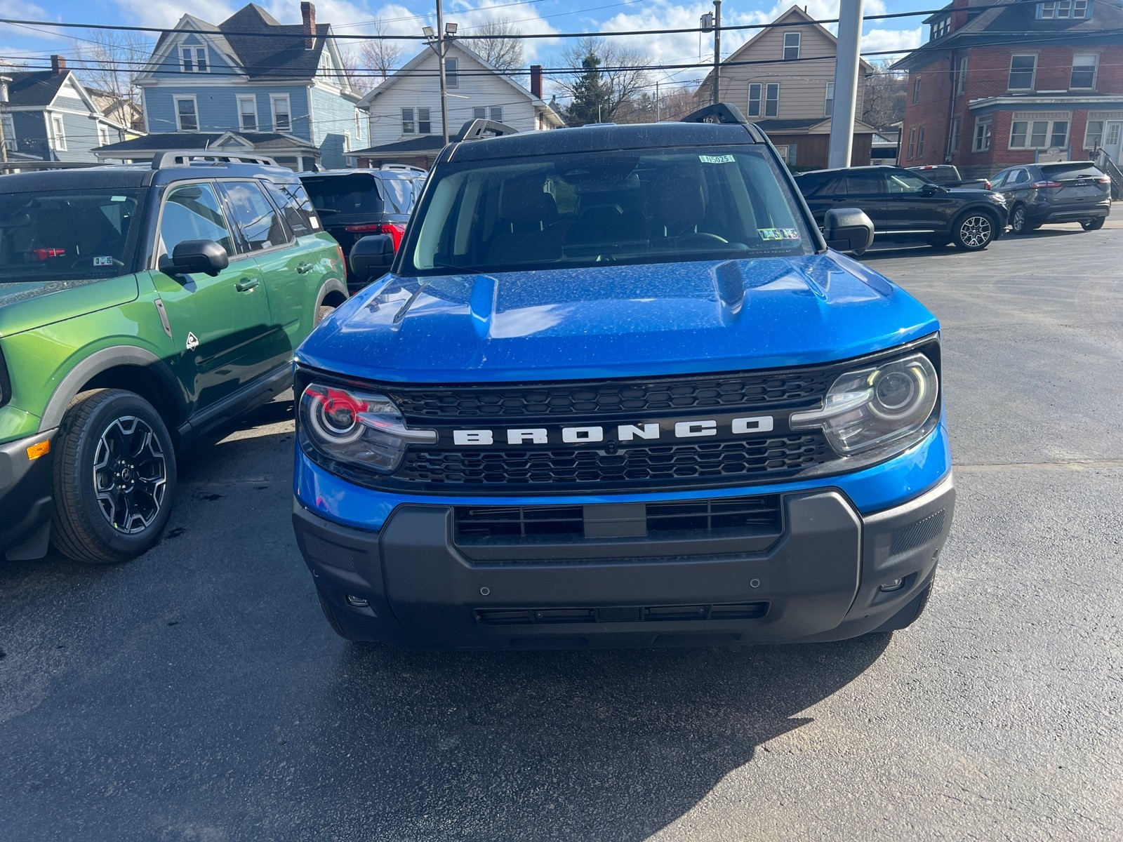 2025 Ford Bronco Sport Outer Banks photo 3