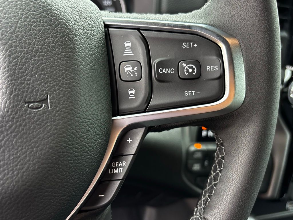 2025 Ram 1500 Big Horn Lone Star photo 16