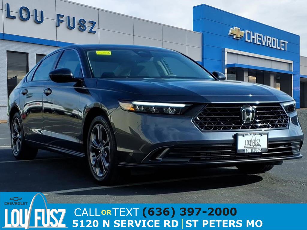 2023 Honda Accord EX's photo