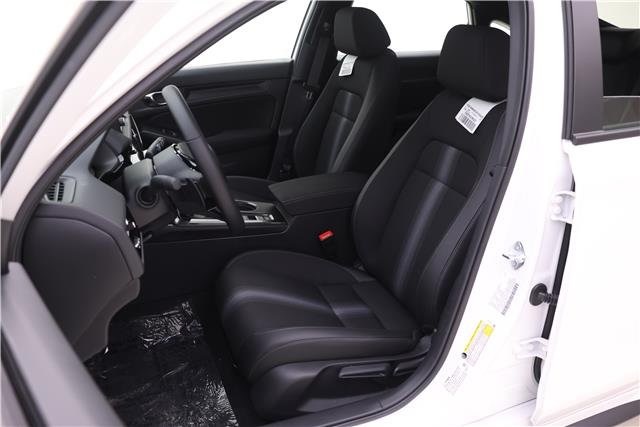 2025 Honda Civic Hatchback Sport photo 4