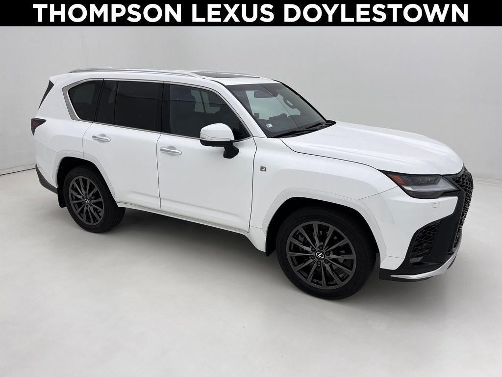 2024 Lexus LX 600 F SPORT photo 2