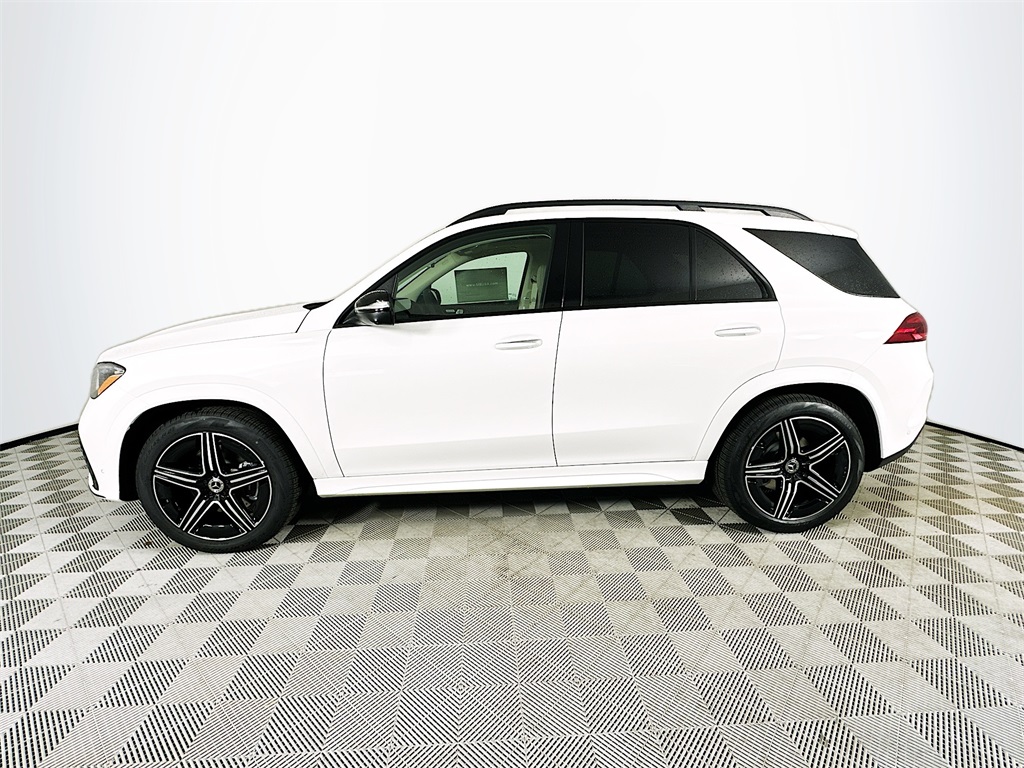 2026 Mercedes Benz GLE 450 4MATIC photo 3