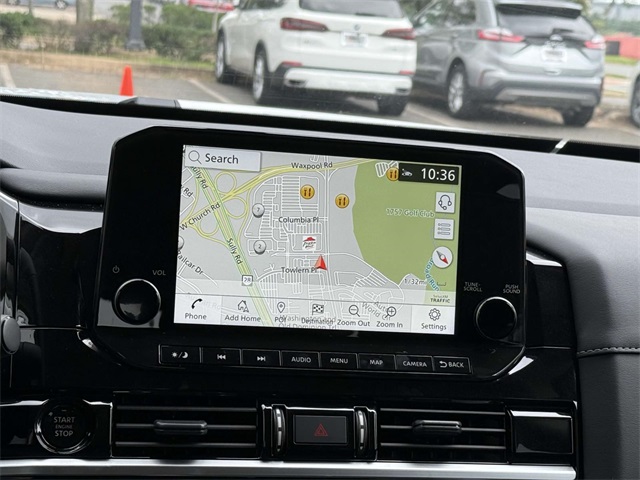 2025 Nissan Pathfinder SL photo 2