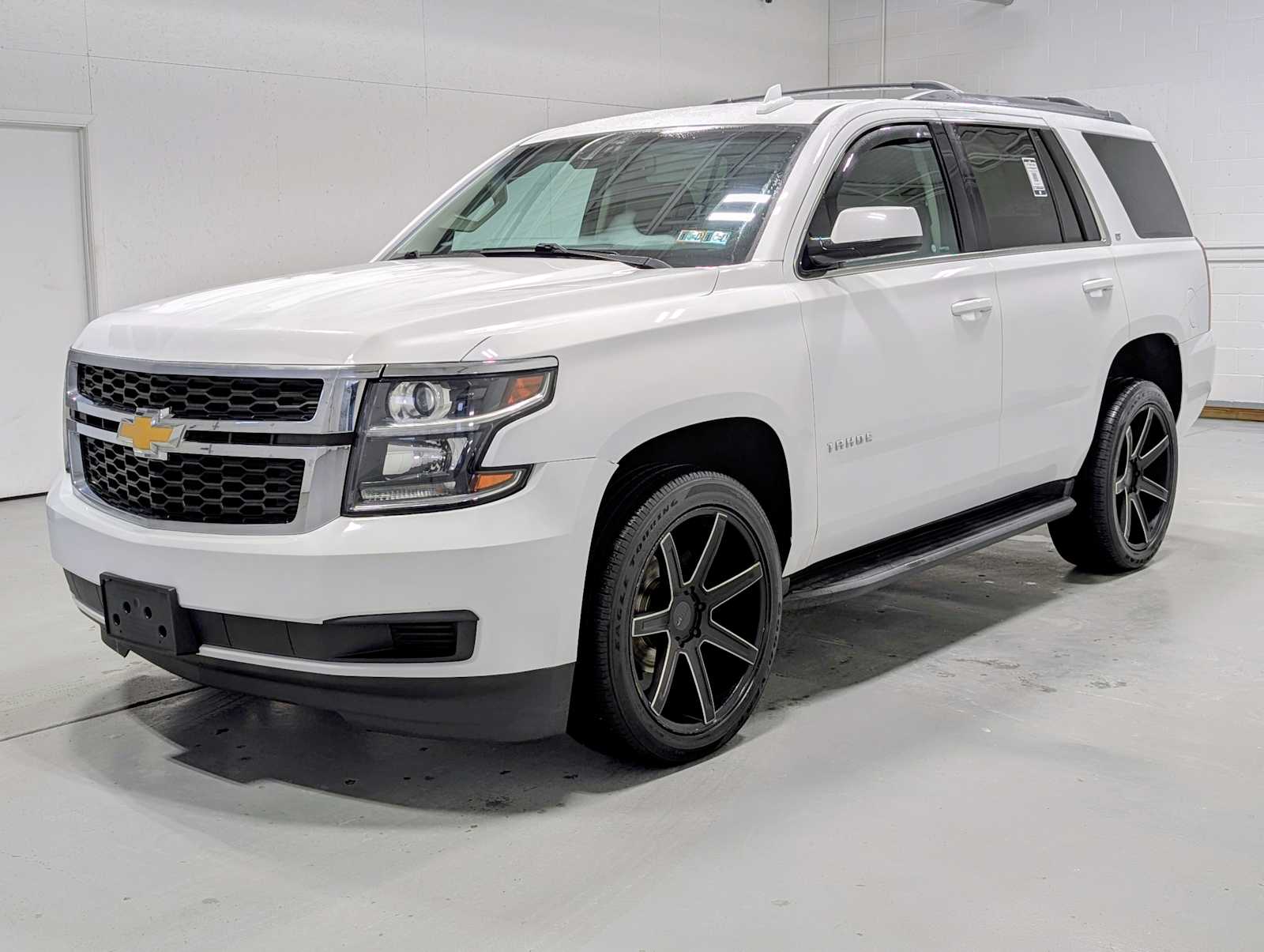 2019 Chevrolet Tahoe LT's photo