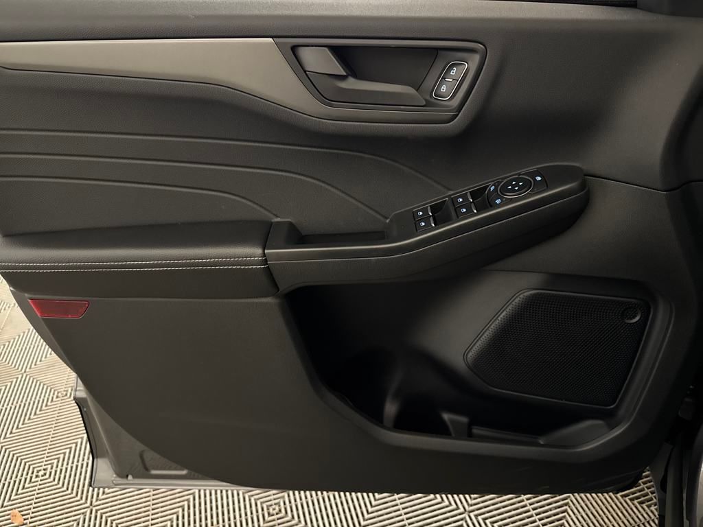 2025 Ford Escape Active photo 15