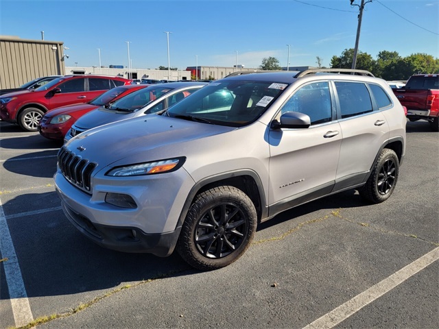 2018 Jeep Cherokee Latitude photo 3
