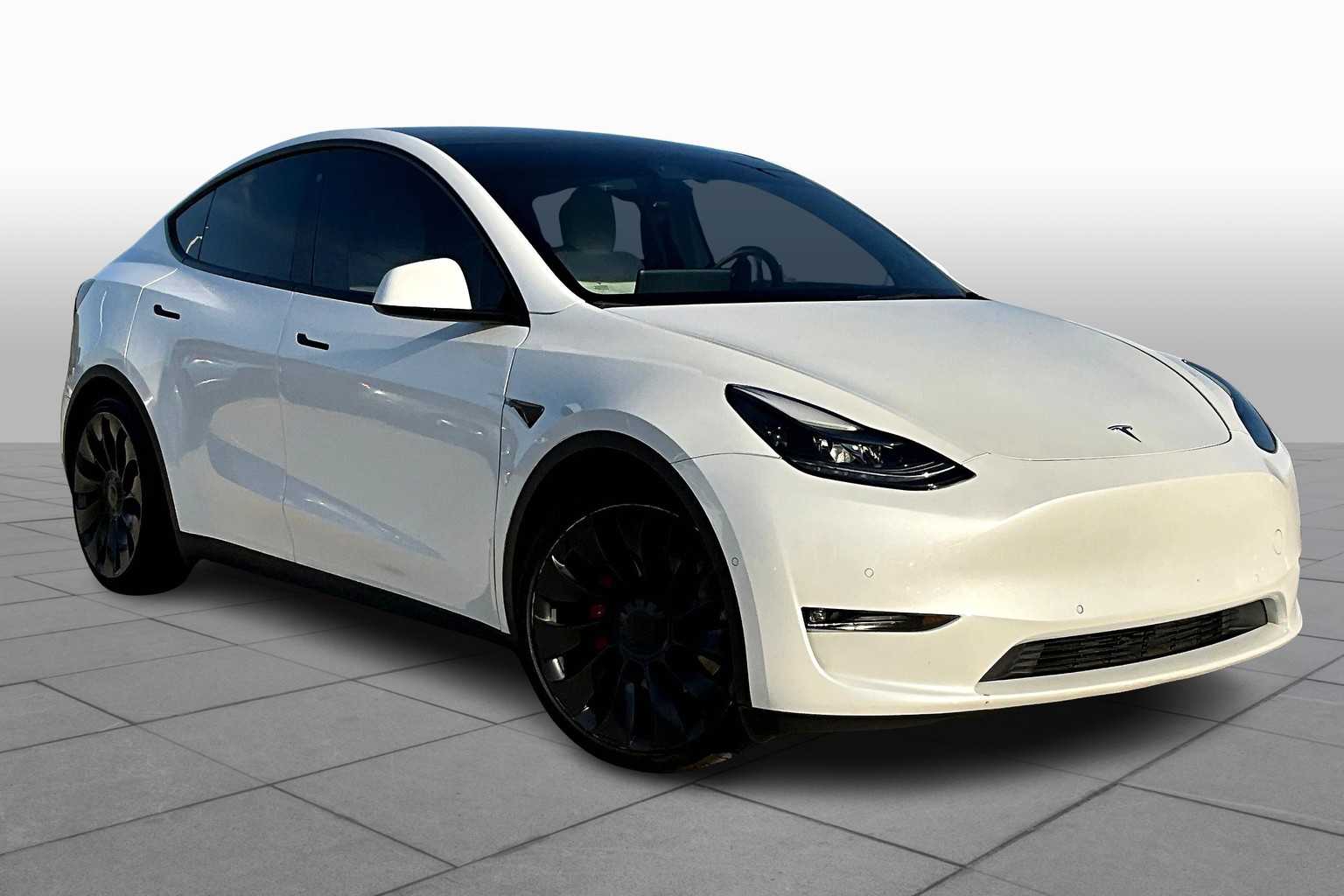 Used 2022 Tesla Model Y Performance with VIN 7SAYGDEF6NF325377 for sale in Houston, TX