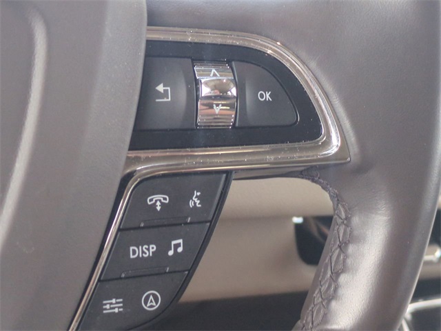 2023 Lincoln Navigator Standard photo 25