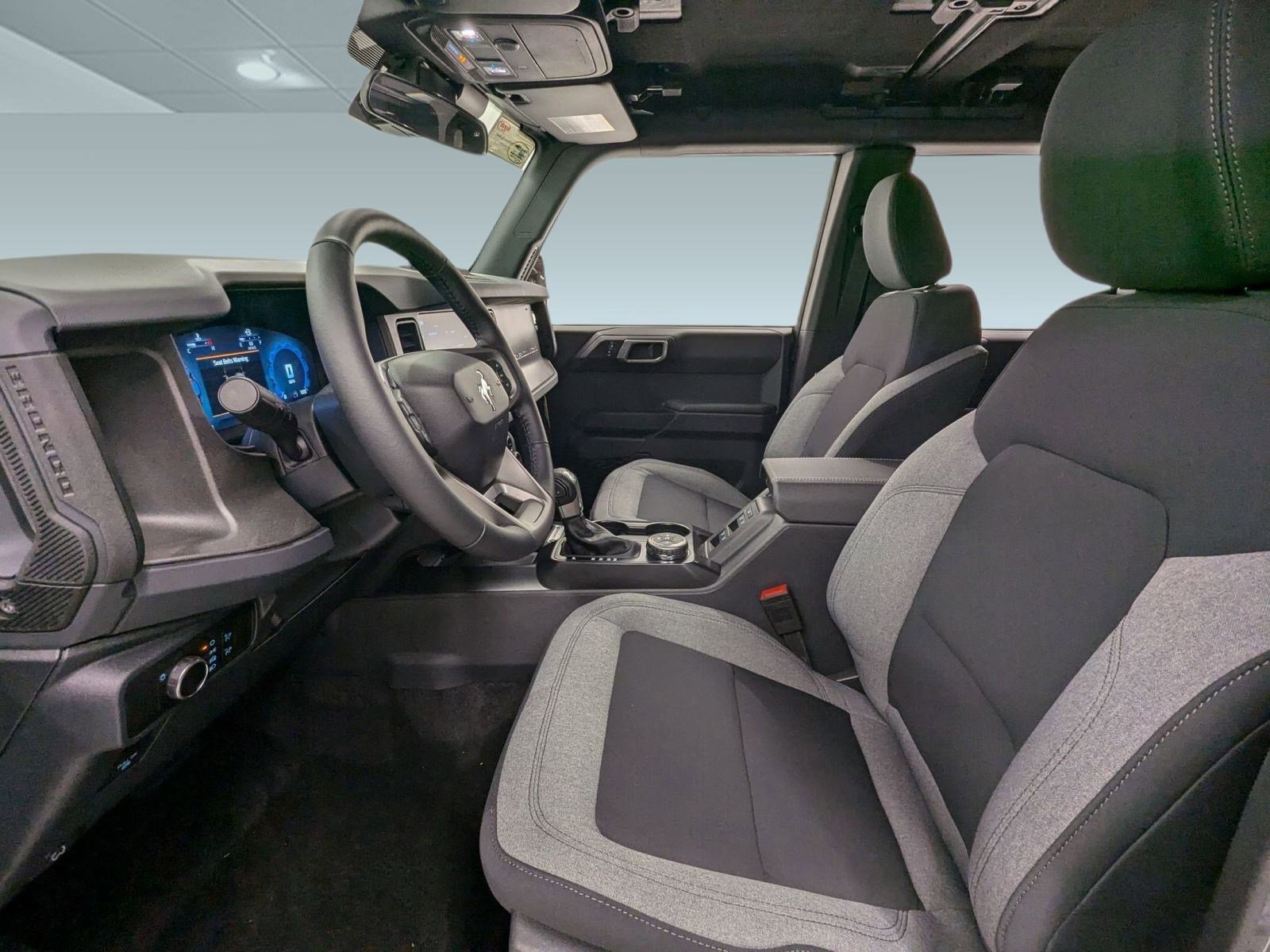 2025 Ford Bronco Big Bend photo 4