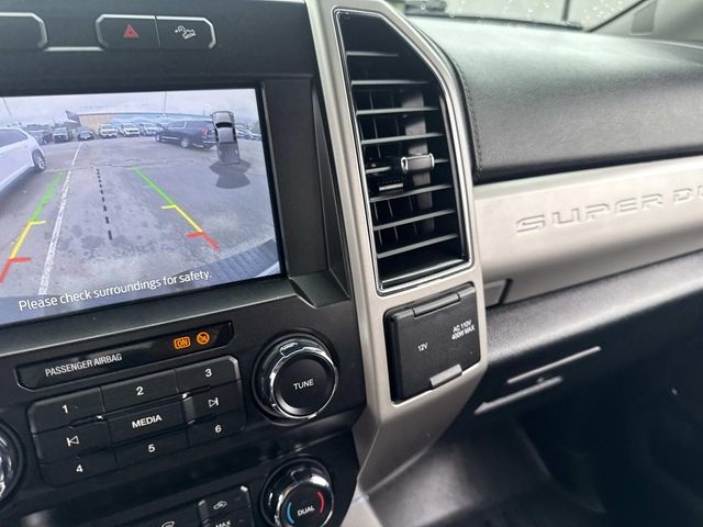 2021 Ford F-350 photo 24