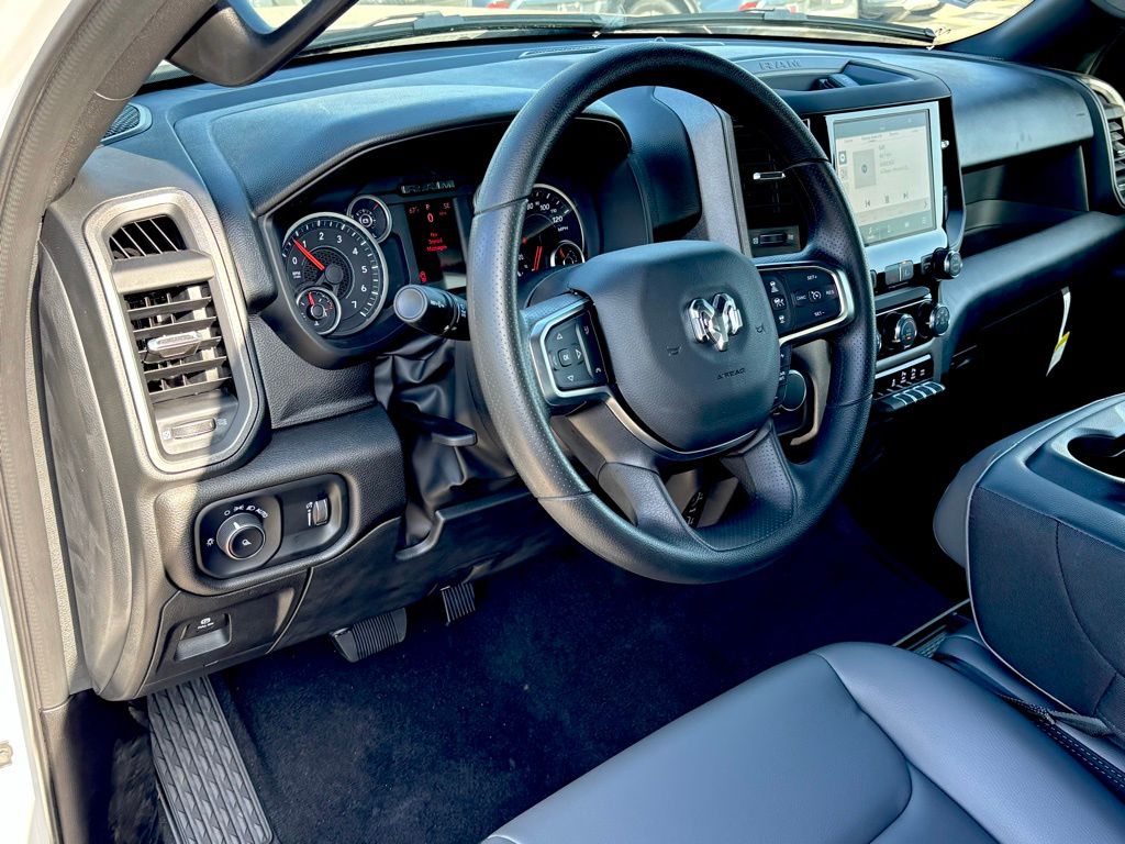 2026 Ram 1500 Tradesman photo 6