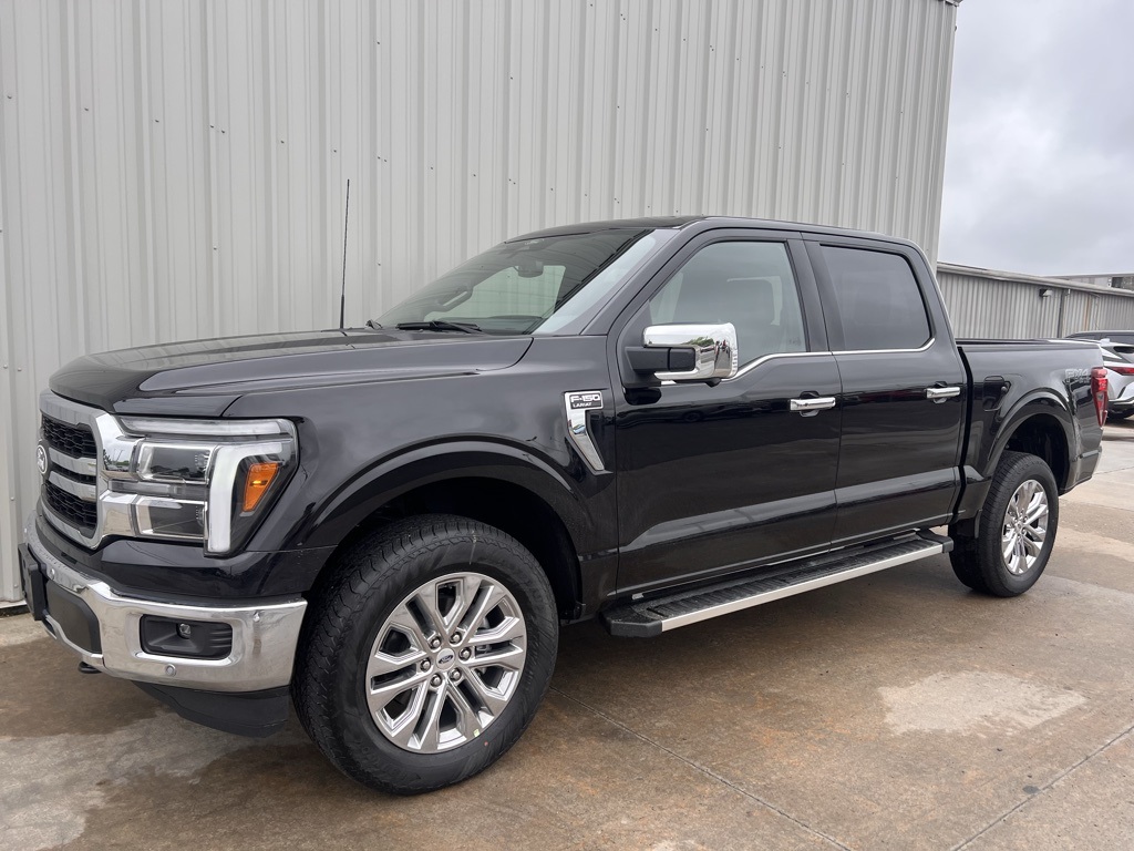 2025 Ford F-150 Lariat photo 4