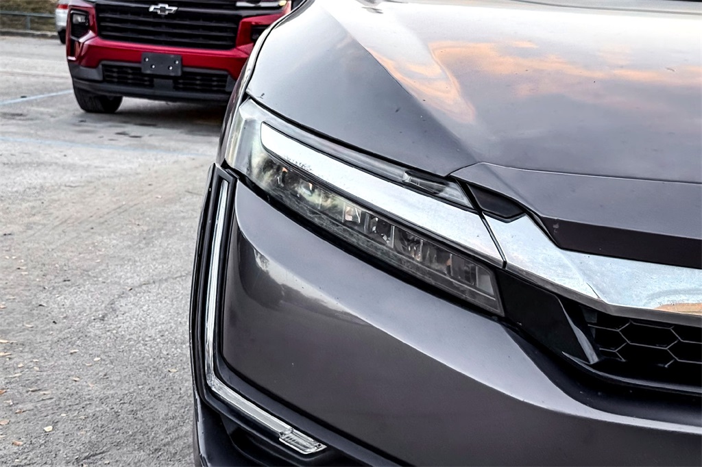 2018 Honda Clarity Plug-In Hybrid photo 2
