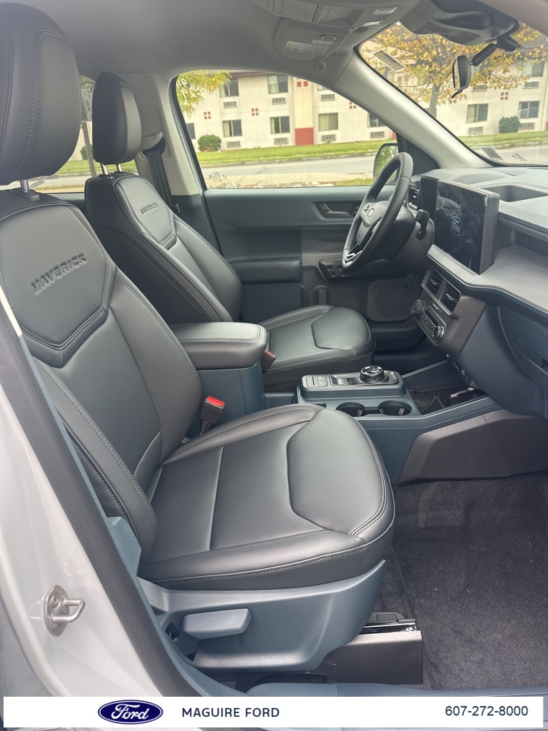 2025 Ford Maverick Lariat photo 12