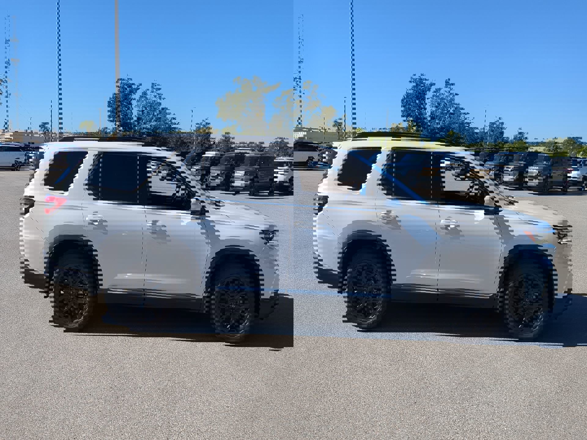 2025 Honda Pilot Touring photo 2