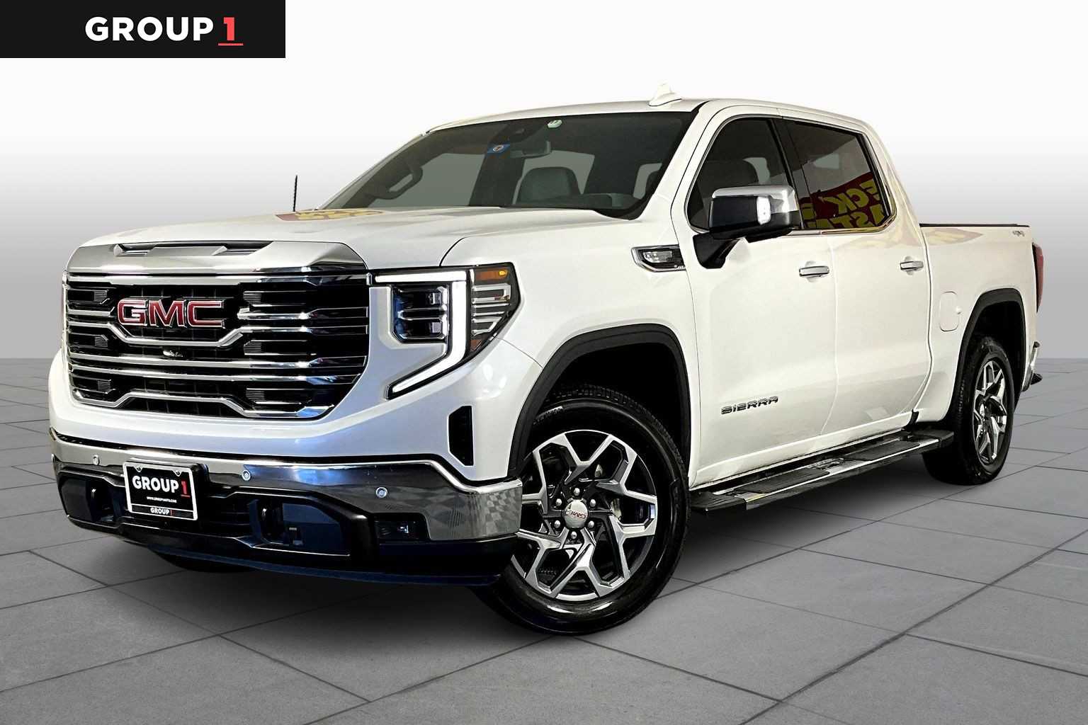 2022 GMC Sierra 1500 SLT's photo