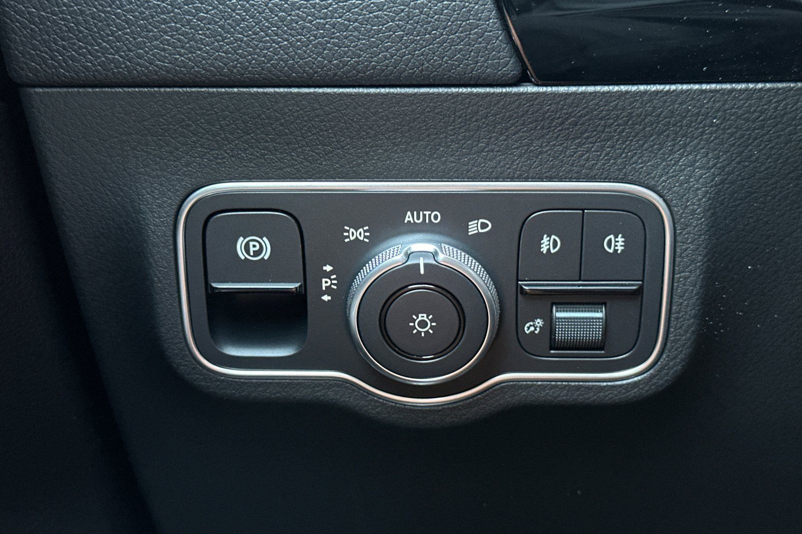 2026 Mercedes Benz GLA 250 photo 25