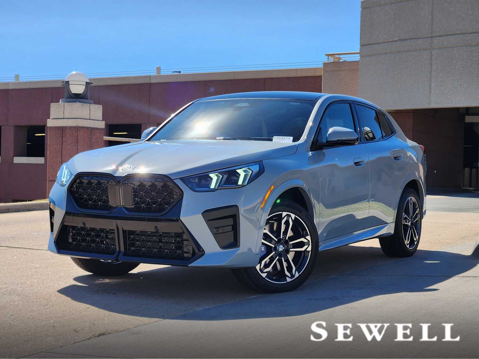 2026 BMW X2 28i's photo