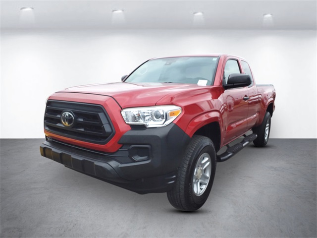 2020 Toyota Tacoma SR's photo