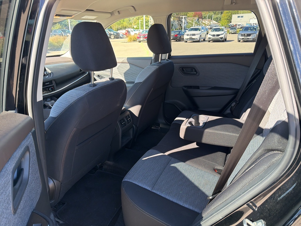 2021 Nissan Rogue S photo 4