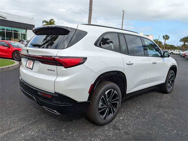 2025 Buick Enclave Sport Touring photo 4