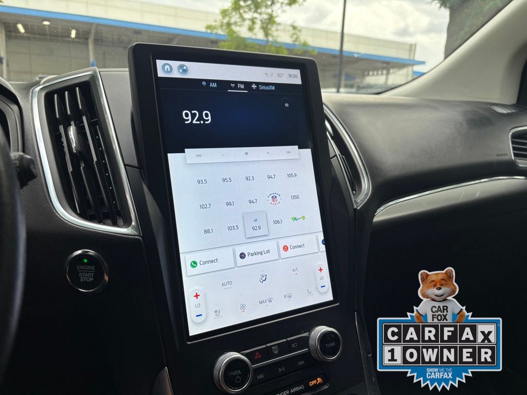 2022 Ford Edge Titanium photo 14