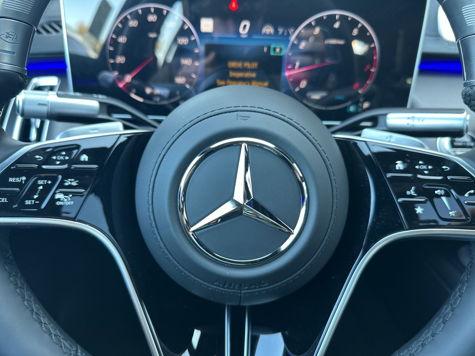 2025 Mercedes Benz S 450 580 photo 3