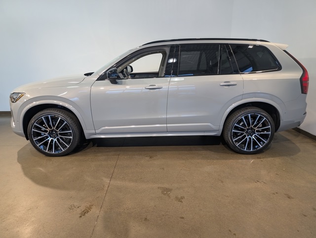 2026 Volvo XC90 photo 3