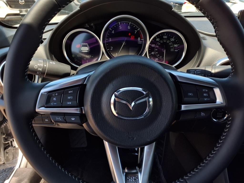 2024 Mazda MX-5 Miata Miata RF Grand Touring photo 12