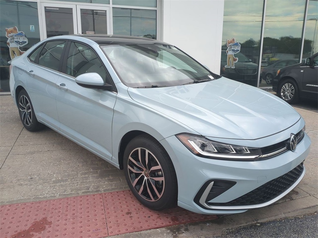 2025 Volkswagen Jetta 1.5T SE photo 2