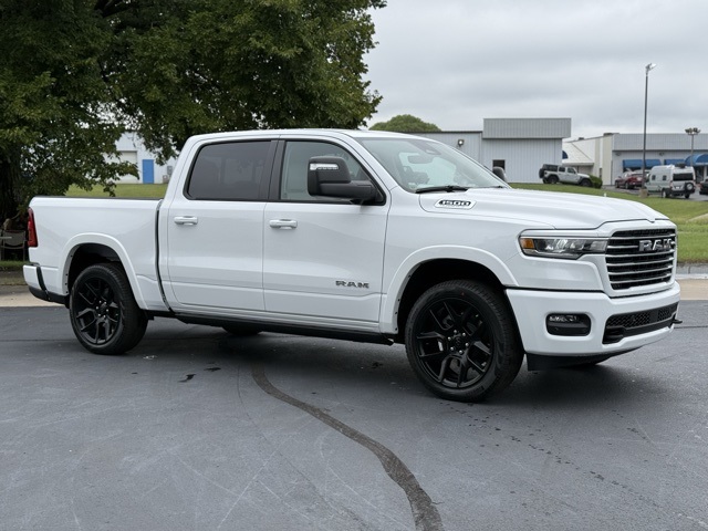 2026 RAM Ram 1500 Pickup Laramie's photo