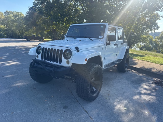 2015 Jeep Wrangler Unlimited Sahara photo 3
