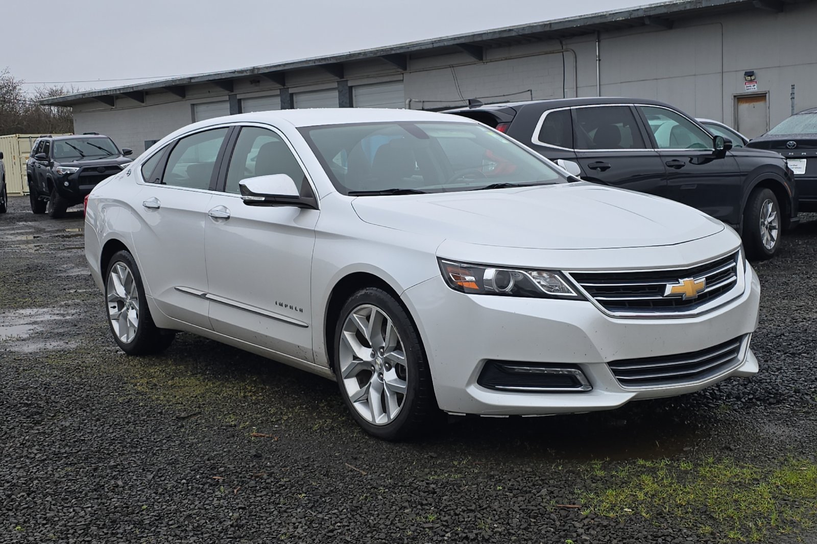 Used 2018 Chevrolet Impala Premier with VIN 2G1125S33J9139543 for sale in Corvallis, OR