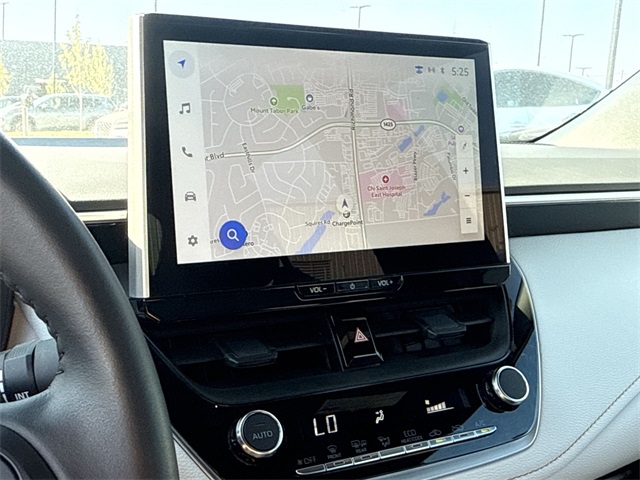 2025 Toyota Corolla SE photo 15