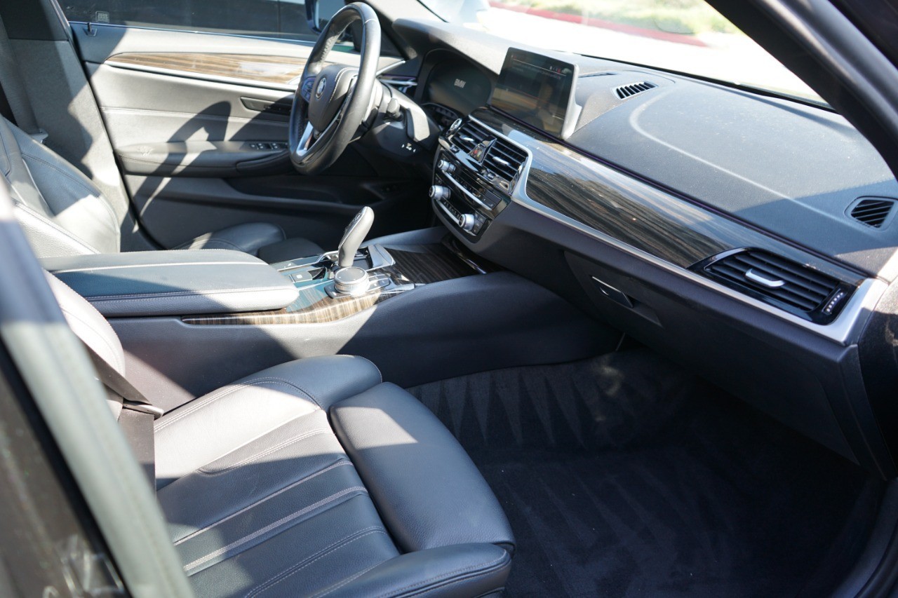 2020 Bmw 540i Sedan photo 8