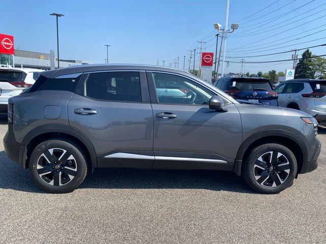 2025 Nissan Kicks SV photo 2