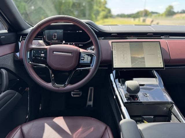 2025 Land Rover Range Rover Sport SE photo 13