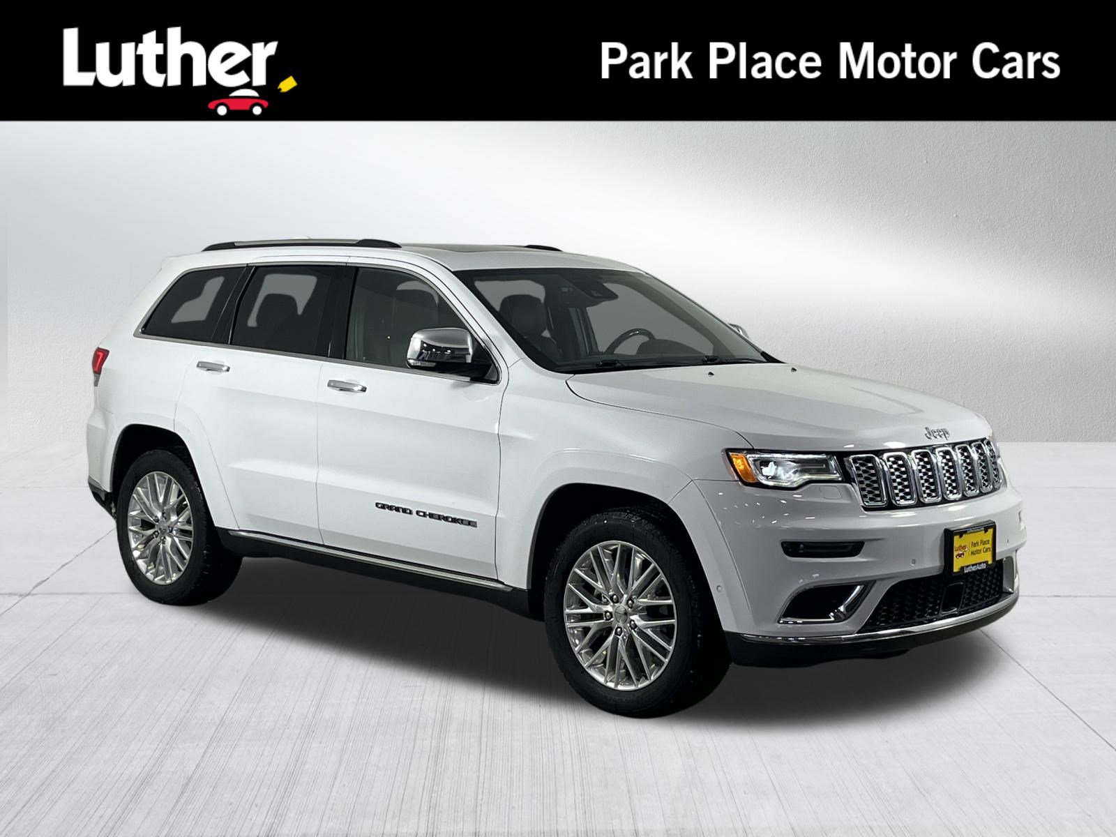 2017 Jeep Grand Cherokee Summit's photo
