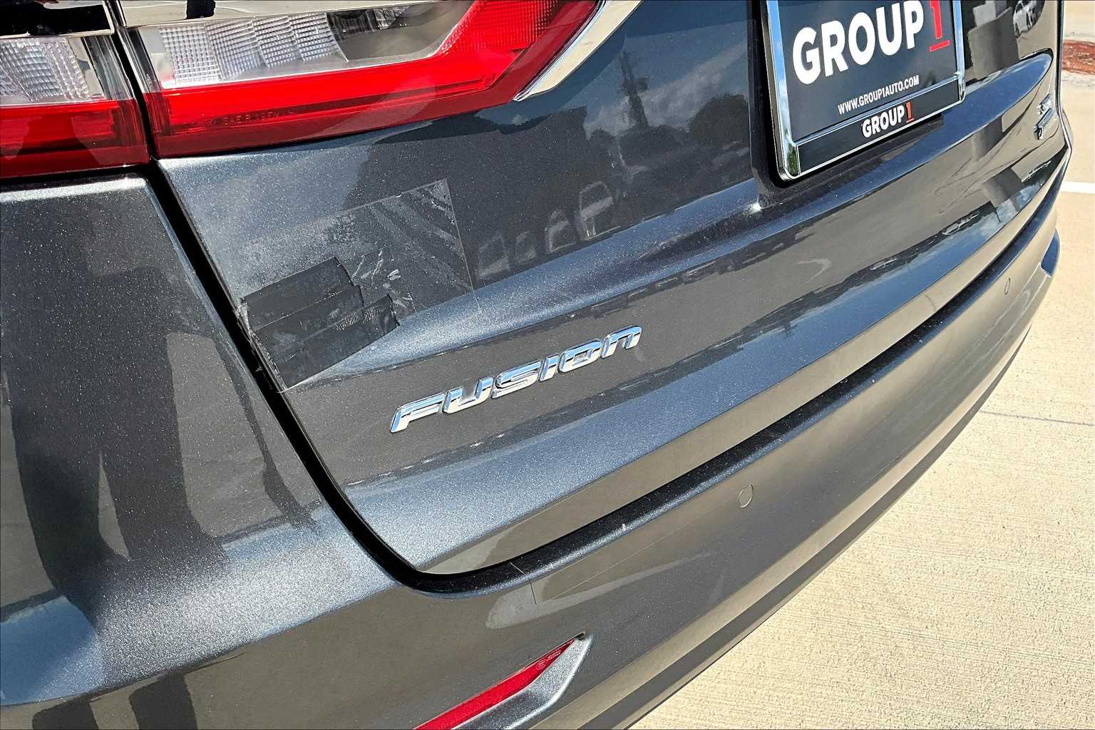 2020 Ford Fusion Hybrid SE photo 28