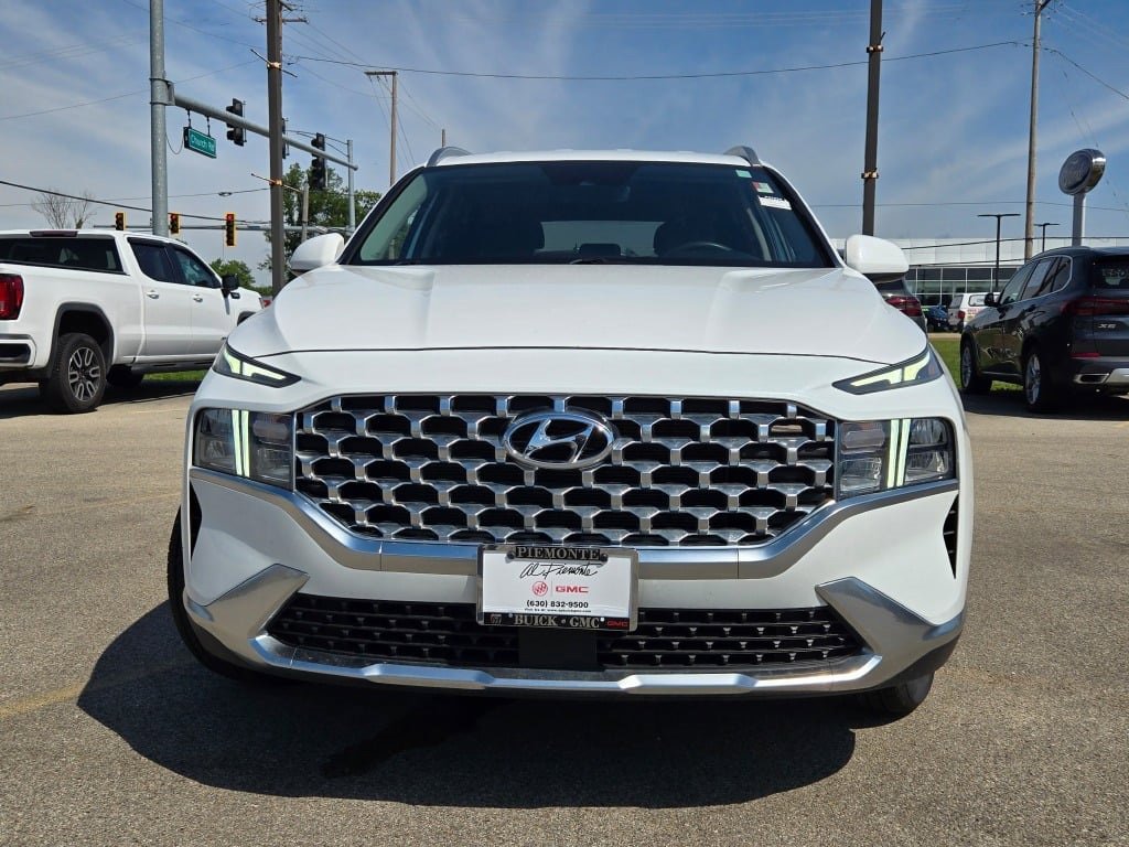 2022 Hyundai Santa Fe SEL photo 2