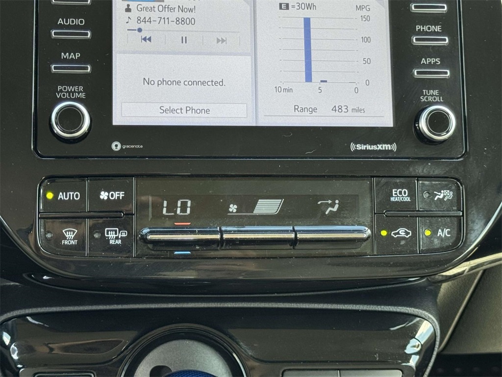 2021 Toyota Prius LE photo 20